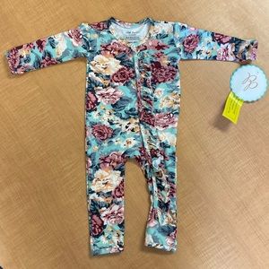 Posh Peanut mint floral